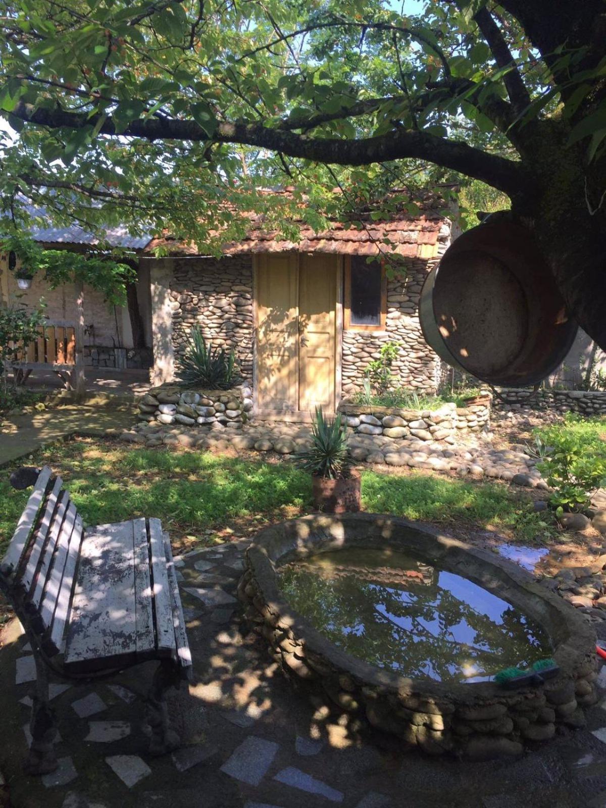 Mera Hostel Partskhanaqanevi エクステリア 写真